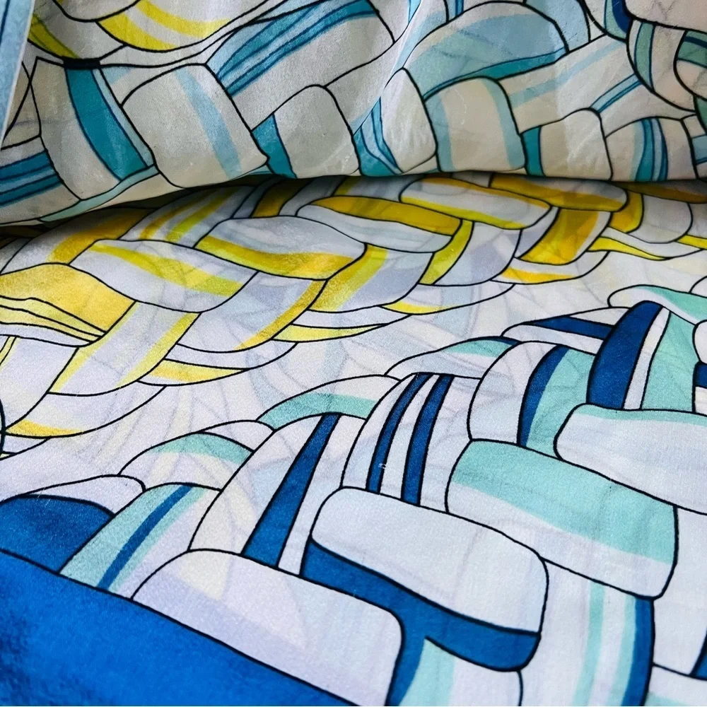 Vintage Silk Scarf – Abstract Braided Design – 35” x 35”